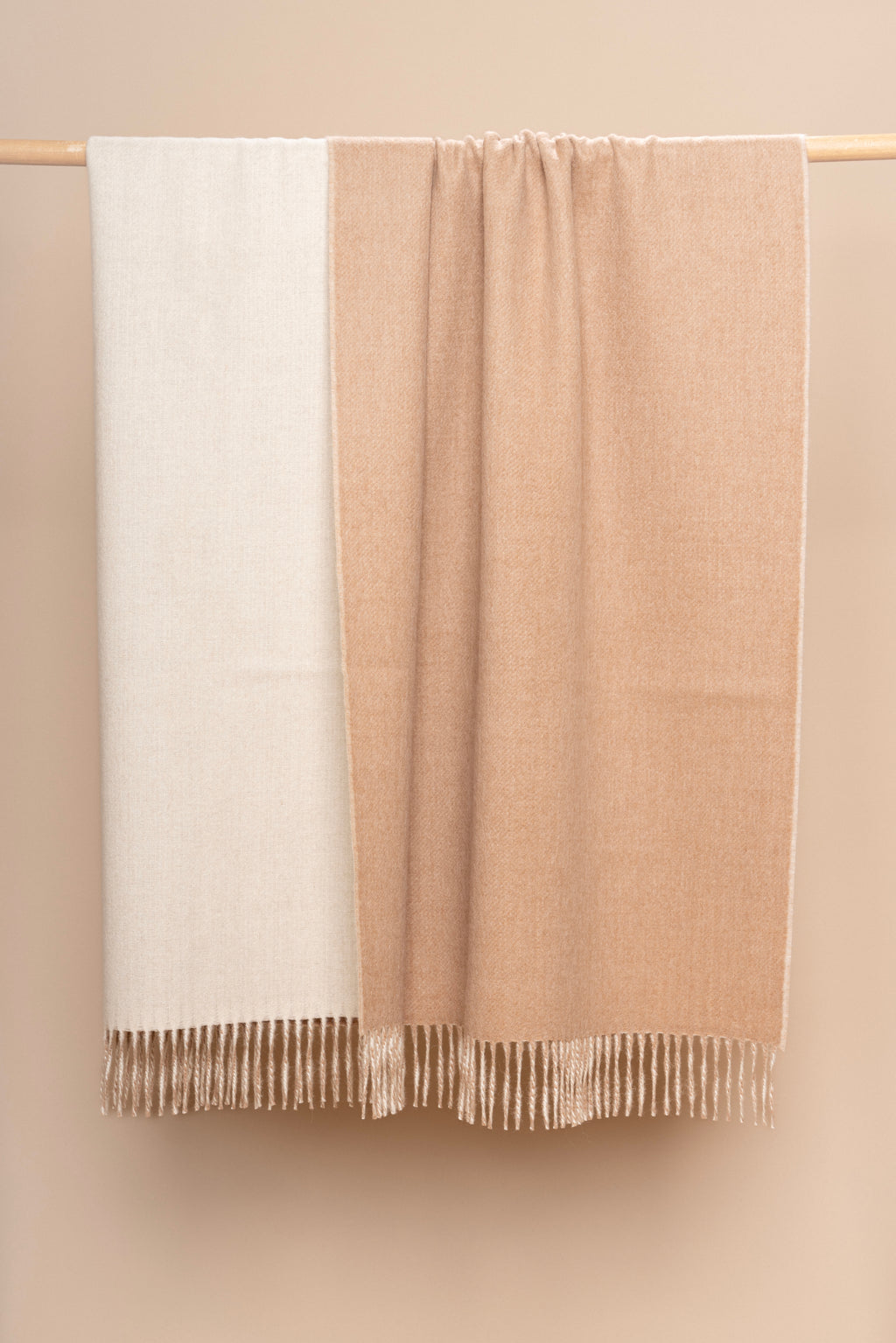 Yachay Throw