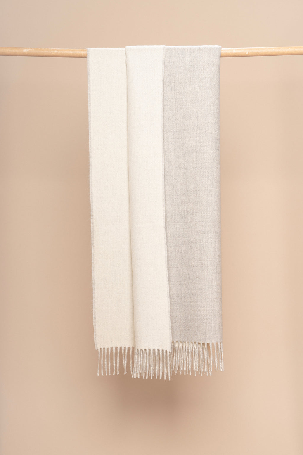 Yachay Throw
